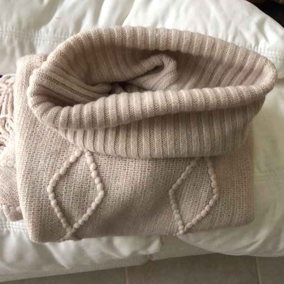 🐢Time and Tru Pullover Fringed Cable Knit turtle neck poncho sweater - Picture 3 of 13